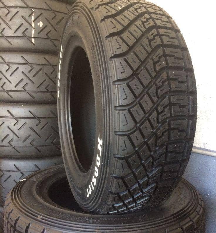 Hoosier Racing Gravel Rally Tires 44010GTH-R(XH) 205/65R15 / Right / Extra Hard on Bleeding Tarmac