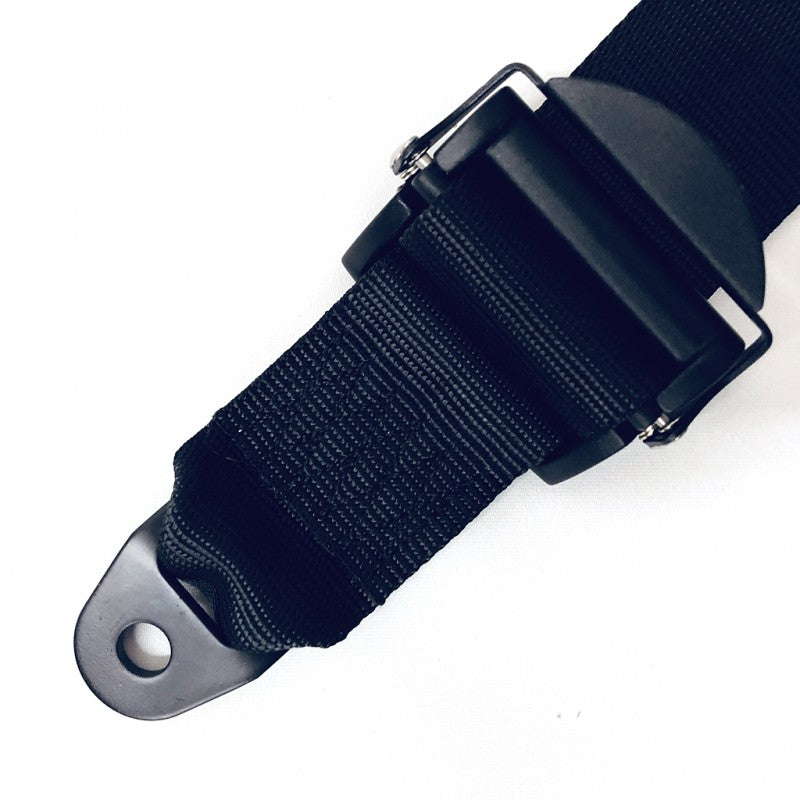 Racetech - Pro International 6-Point Harness on Bleeding Tarmac